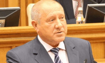 Na chorobę koronawirusową zmarł moskiewski deputowany z partii „Jedna Rosja”