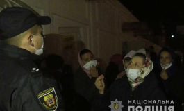 Policja wszczęła śledztwo w sprawie naruszenia zasad kwarantanny w czasie Wielkiejnocy w ławrze Poczajowskiej (Wideo)