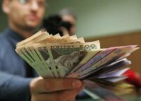 Sondaż: Ukraińcy uważają, że największymi problemami w ich kraju są niskie zarobki i korupcja