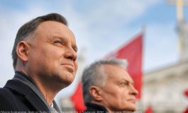 Setki biało-czerwonych flag na Wileńszczyźnie i pozdrowienia od prezydenta Litwy