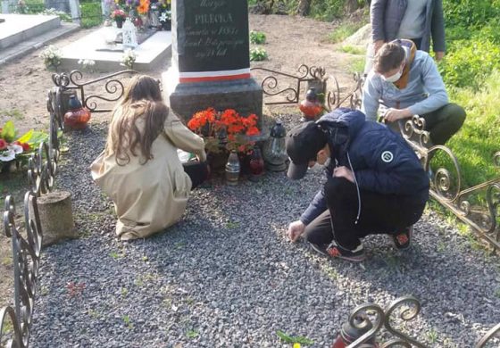 Polacy z Lidy w hołdzie Witoldowi Pileckiemu i polskim żołnierzom