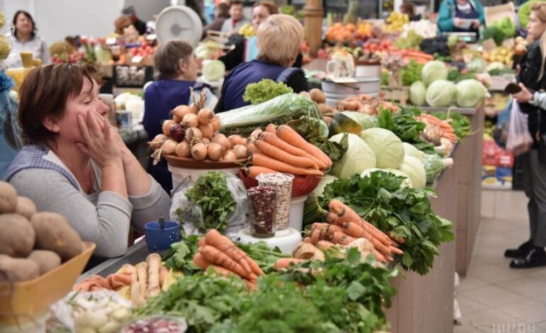 W Kijowie działalność wznowiło 10 targowisk spożywczych