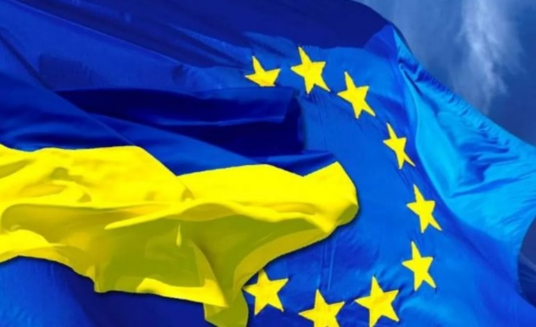 Eurokomisarz z Węgier zażądał odnotowania prześladowań mniejszości narodowych na Ukrainie i zablokowania „Myrotworca”