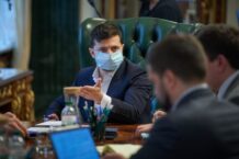 Pandemia nie wygasła – prezydent Zełenski przestrzega rodaków przed lekkomyślnością