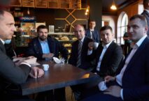 Prezydent Zełenski złamał kwarantannę. Policja przyjrzy się sprawie, a ukraiński przywódca zadeklarował zapłacenie kary