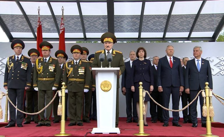 Łukaszenka zagroził Ukrainie sankcjami. Dostało się też Zełenskiemu