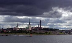 Antymaseczkowcy protestują w Tallinie