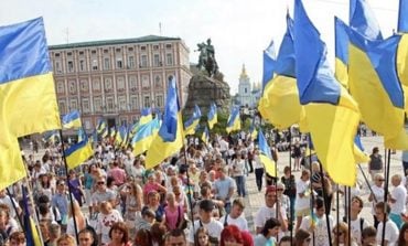 Sondaż: prawie 40% Ukraińców patrzy z optymizmem na rok 2021