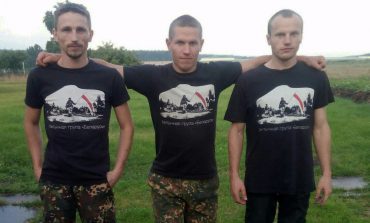 Milicja otoczyła dom lidera opozycyjnego "Młodego Frontu"