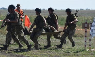 Podczas prac inżynieryjnych w Donbasie ukraiński żołnierz został ranny w wybuchu miny