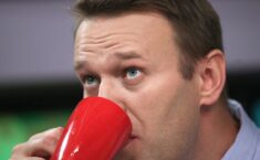 „Bussines Insider”: NATO jest przekonane, że Putin ponowi próbę zamordowania Nawalnego
