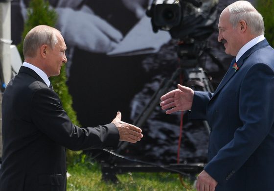 Putin: Rosja pożyczy Białorusi 1,5 mld dolarów