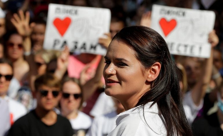 Emmanuel Macron spotka się dzisiaj ze Swietłaną Tichanowską