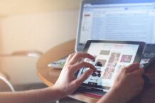 Ukraińcy coraz częściej dokonują zakupów przez internet. Oto, co najchętniej kupują