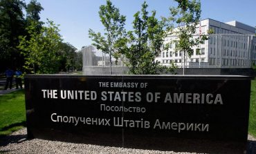 Zmarła amerykańska pracownica ambasady USA w Kijowie. Przyczyną pobicie