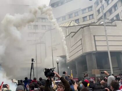 Protest w Kijowie pod siedzibą Sądu Konstytucyjnego Ukrainy