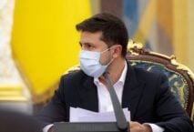PILNE: Zełenski dekretem likwiduje sabotowanie państwa przez Sąd Konstytucyjny Ukrainy