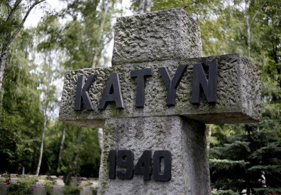 Ofiar Katynia było więcej? Były ukraiński prokurator uważa, że na Ukrainie są jeszcze dwa nieznane „cmentarze katyńskie”