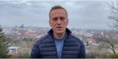 Aleksiej Nawalny poszukiwany w Rosji listem gończym. Wróci do Moskwy?