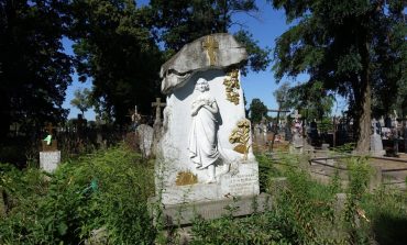 Zabytkowe cmentarze w Pińsku – zdjęcia nagrobków i lista pochowanych