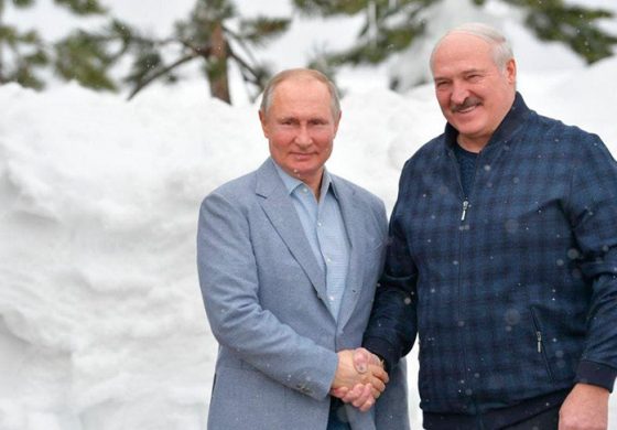 Łukaszenka chce rozmawiać z Putinem „twarzą w twarz”