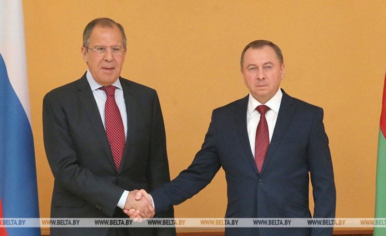 Szef białoruskiego MSZ: 500 lat Zachód dyktował nam warunki, ale Rosja już wstała z kolan