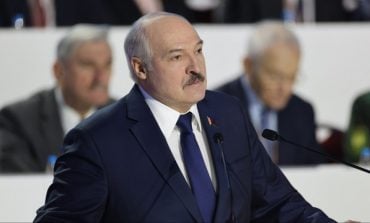 PILNE: Łukaszenka żąda, by znowelizowana konstytucja uniemożliwiła opozycji dojście do władzy