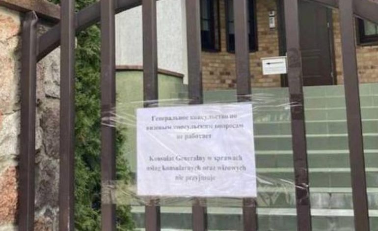 Kryzys dyplomatyczny na linii Mińsk – Warszawa sparaliżował pracę konsulatów