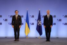 Ukraina-NATO w Brukseli: Nowa agresja będzie Rosję drogo kosztowała. NATO wspiera Ukrainę w jej dążeniach do członkostwa