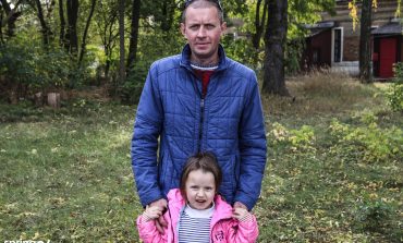 Białoruś: Rodzicom grozi 6,5 łagrów za protesty. Pięcioletnia córeczka trafiła do sierocińca