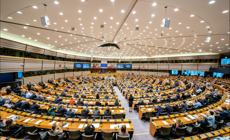 Rosja może zostać odłączona od SWIFT. Decyzja podczas najbliższego posiedzenia PE