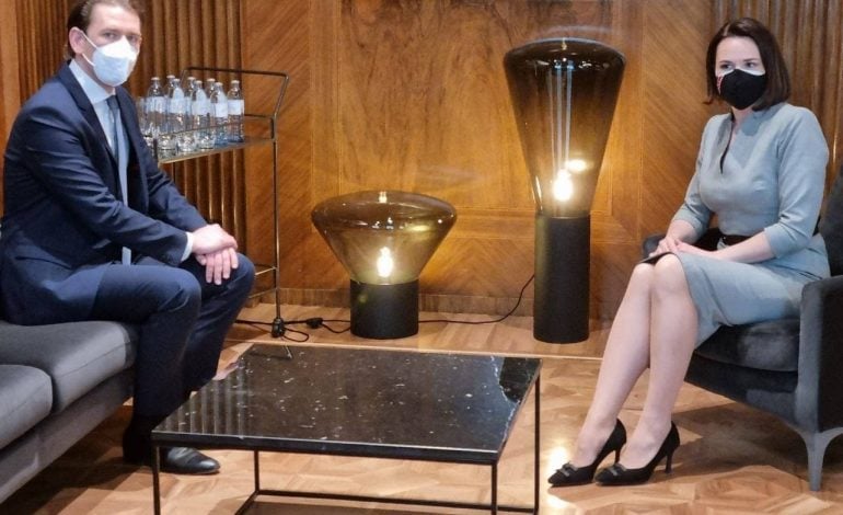 Kanclerz Austrii przywitał Tichanowską w Wiedniu jak przywódczynię Białorusi