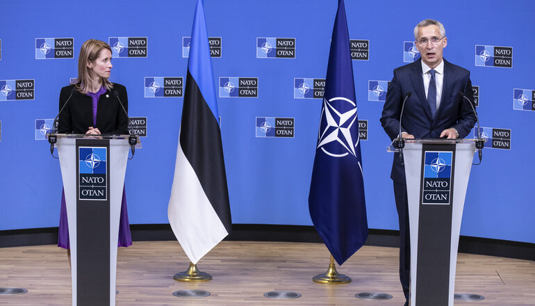 NATO: u granic Ukrainy wciąż stacjonują dziesiątki tysięcy rosyjskich żołnierzy