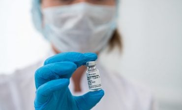 Ministerstwo Zdrowia Ukrainy: Rosja jest głównym autorem dezinformacji o szczepionkach przeciw koronawirusowi
