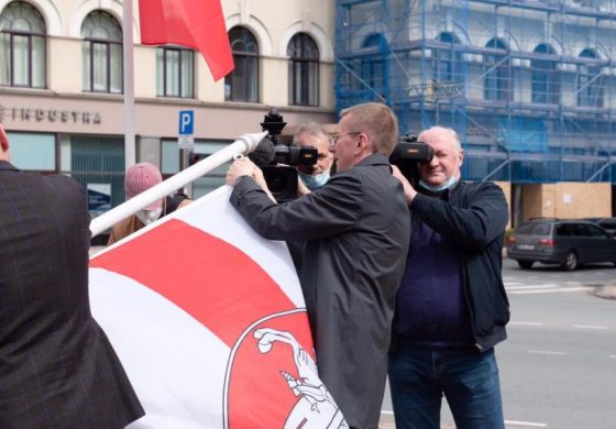 Białoruś: Burmistrzowi Rygi i szefowi MSZ Łotwy grozi 12 lat więzienia. Za co?