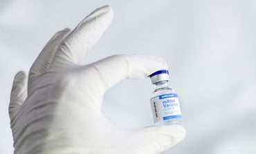 Ukraina zwróci się do USA o przekazanie szczepionek przeciwko koronawirusowi