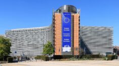 KE zatwierdziła „techniczne negocjacje” z Łukaszenką w kwestii migrantów KE zatwierdziła „techniczne negocjacje” z Łukaszenką w kwestii migrantów