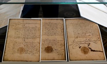 Szwecja podarowała Ukrainie trzy kopie konstytucji hetmana Filipa Orlika z 1710 roku