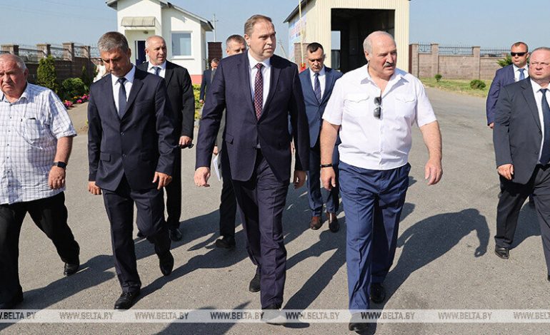 Łukaszenka na Grodzieńszczyźnie: Pokażemy tym łajdakom po drugiej stronie granicy!