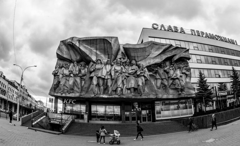 Mińsk grozi odwetem za sankcje: “Po zdradzieckim ataku osi UE, USA, Wllk. Brytanii i Kanady na Białorusinów”