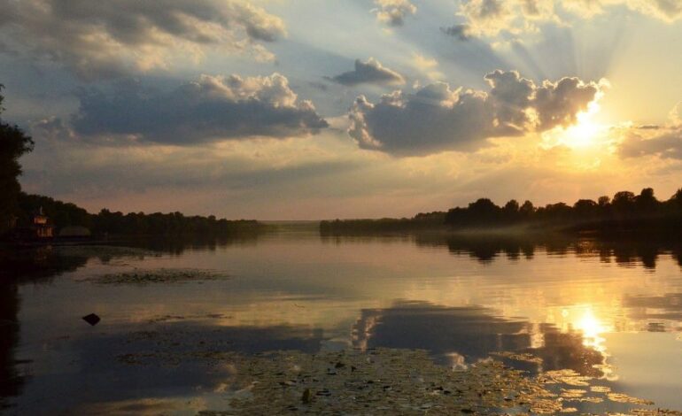 Katastrofalne zanieczyszczenie Dniepru: w głównej rzece Ukrainy znaleziono ponad 160 substancji chemicznych