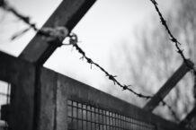 O wyjeździe z Białorusi zdecyduje KGB. Reżim ogranicza obywatelom wyjazdy z kraju