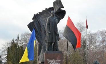 Ukraińscy deputowani żądają od Zełenskiego przywrócenia tytułów Bohatera Ukrainy przywódcom UPA