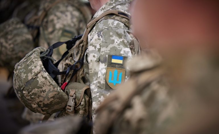 Brak jasnych reguł służby wojskowej i konflikty w jednostkach. Prawnik o skali dezercji na Ukrainie
