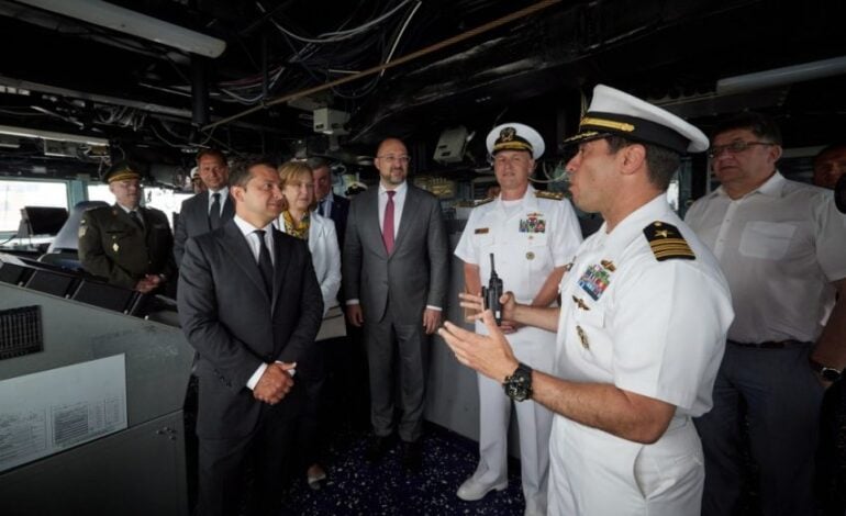 Zełenski: Z pomocą partnerów Ukraina może się lepiej bronić przed Rosją