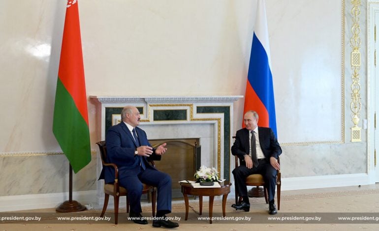 Putin i Łukaszenka dogadali się ws. gazu i kredytu dla Mińska