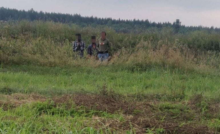 Migranci szturmują granicę od strony Białorusi. Czy sprawdzi się czarny scenariusz Łukaszenki?