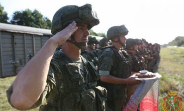 Białoruś chce podwoić liczebność sił zbrojnych - do 80 tys.