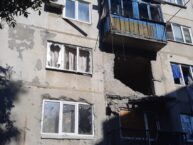 „Separatyści” w Donbasie ostrzelali dom mieszkalny w Krasnohorowce. Jedna osoba ranna