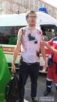 Podczas parady wojskowej w Kijowie jeden w widzów próbował dokonać aktu samospalenia (WIDEO)